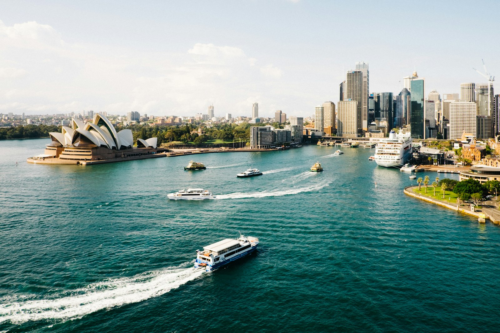 Australia travel scene