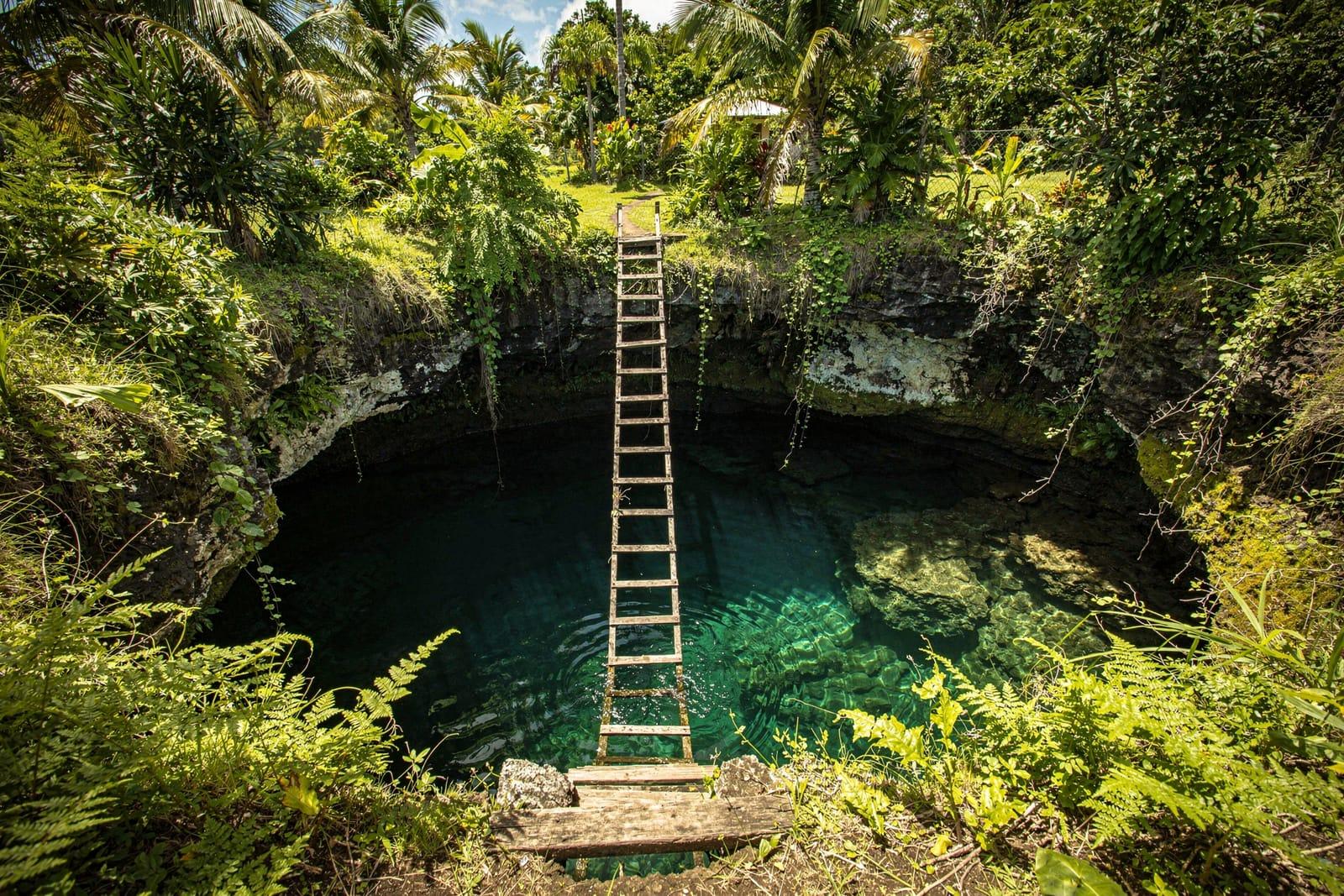Samoa travel scene